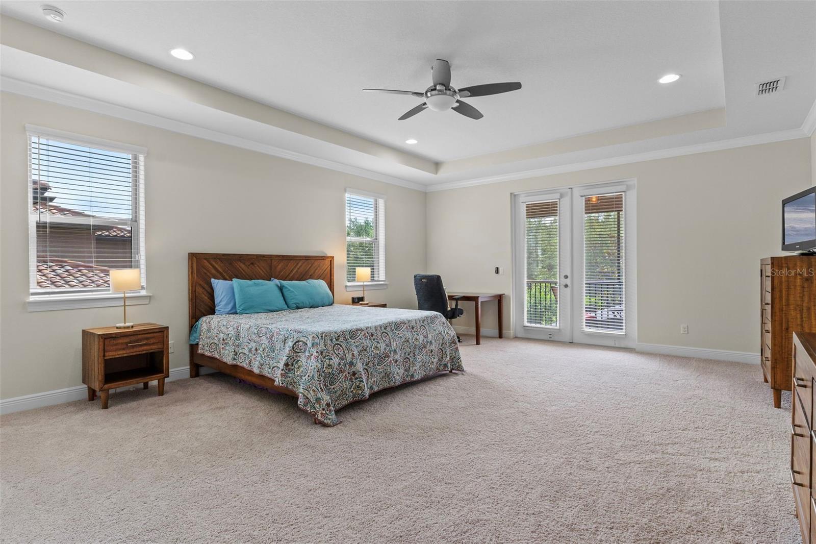 10819 Savona Way Property Photo 32