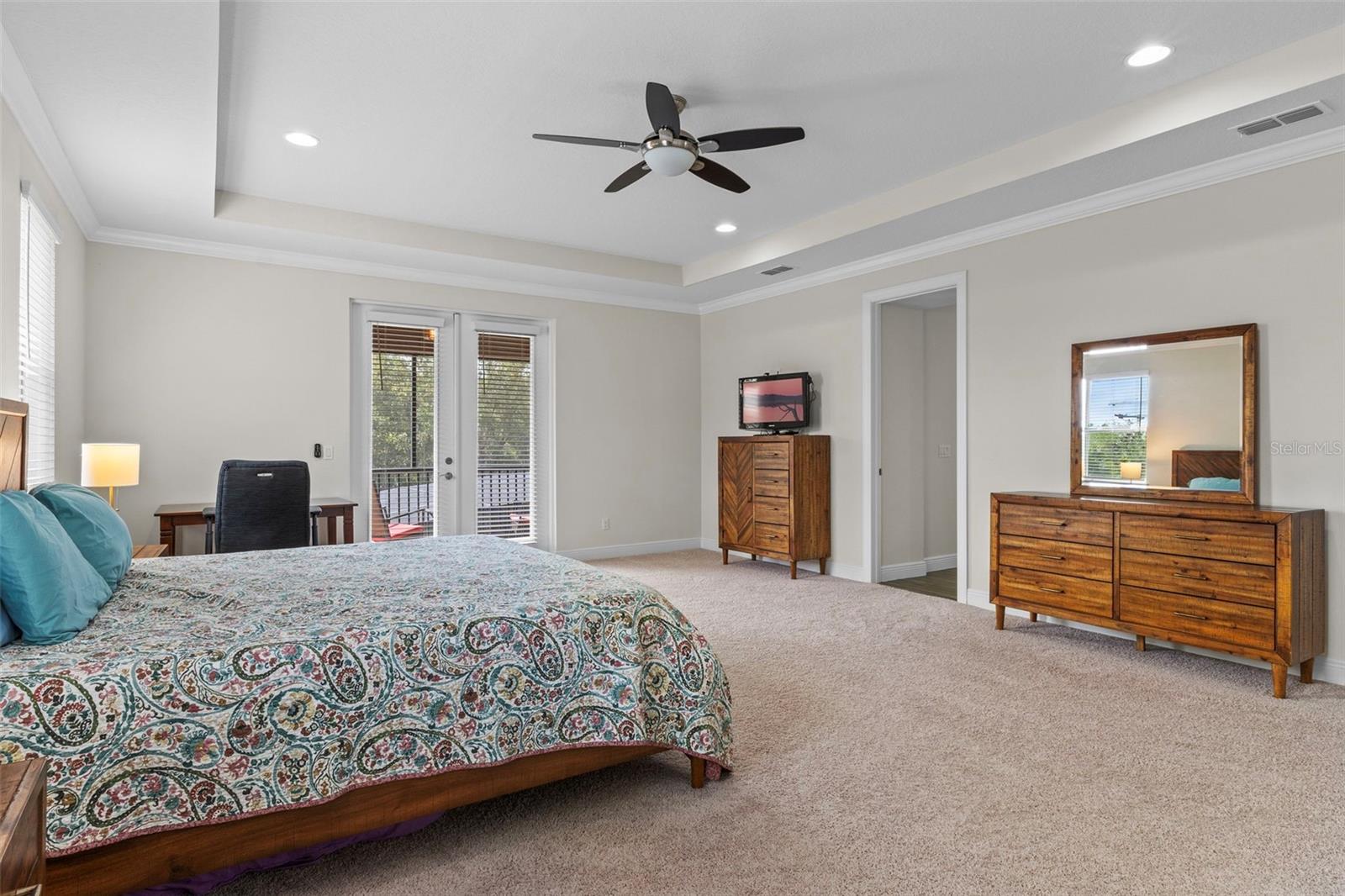 10819 Savona Way Property Photo 34