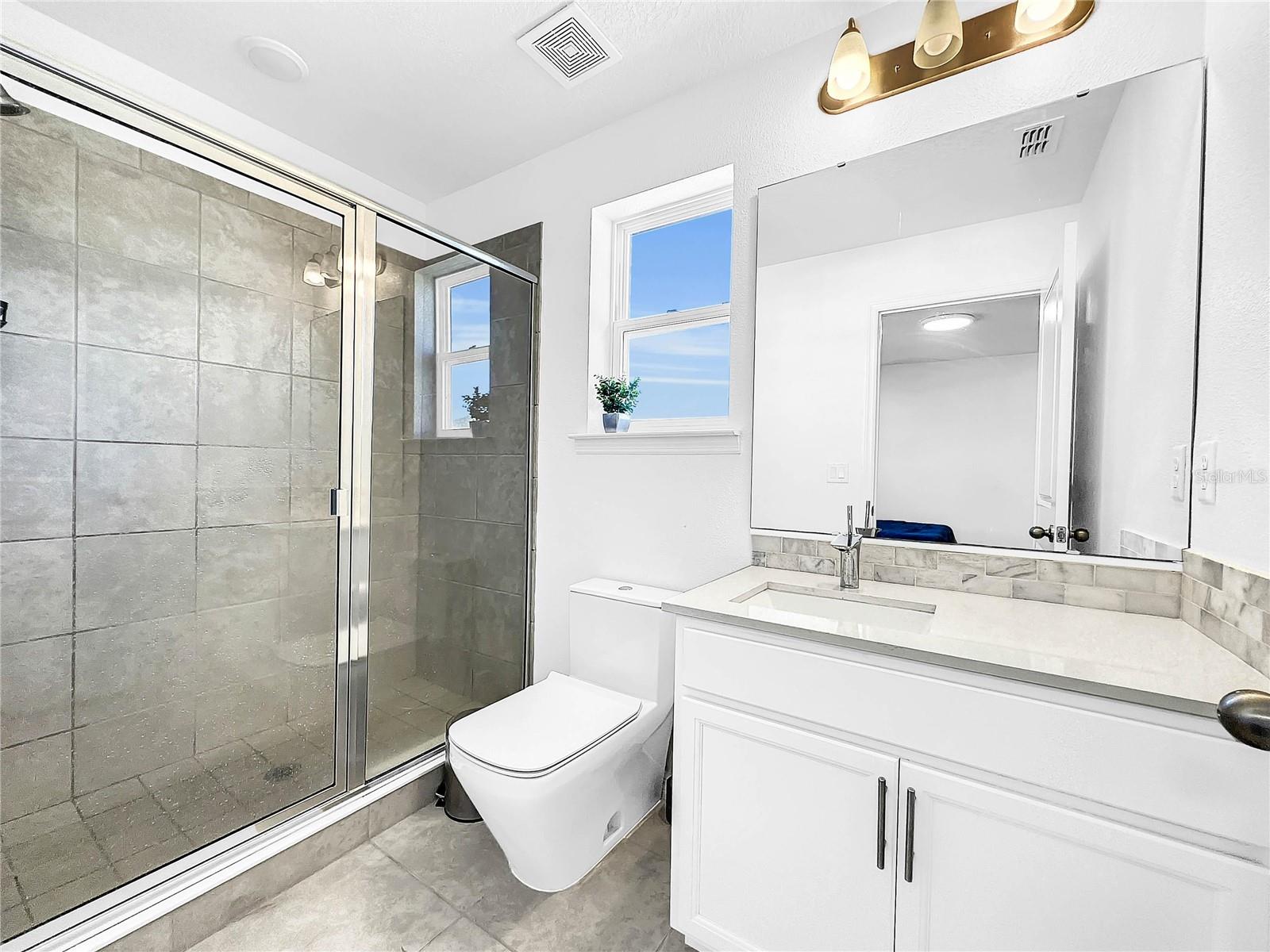 1210 Lone Palm Way Property Photo 14