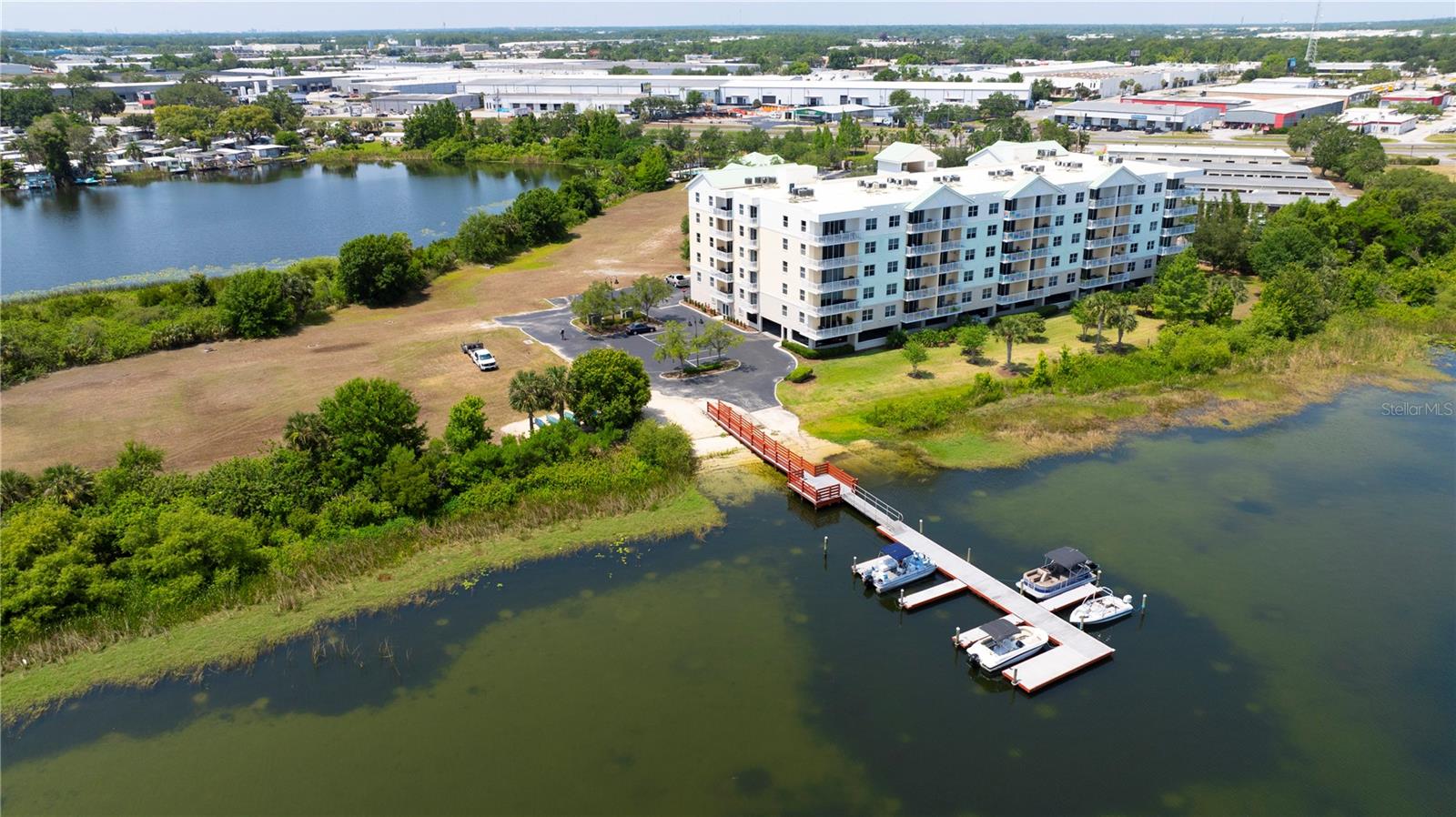 4171 N Orange Blossom Trl Property Photo 8