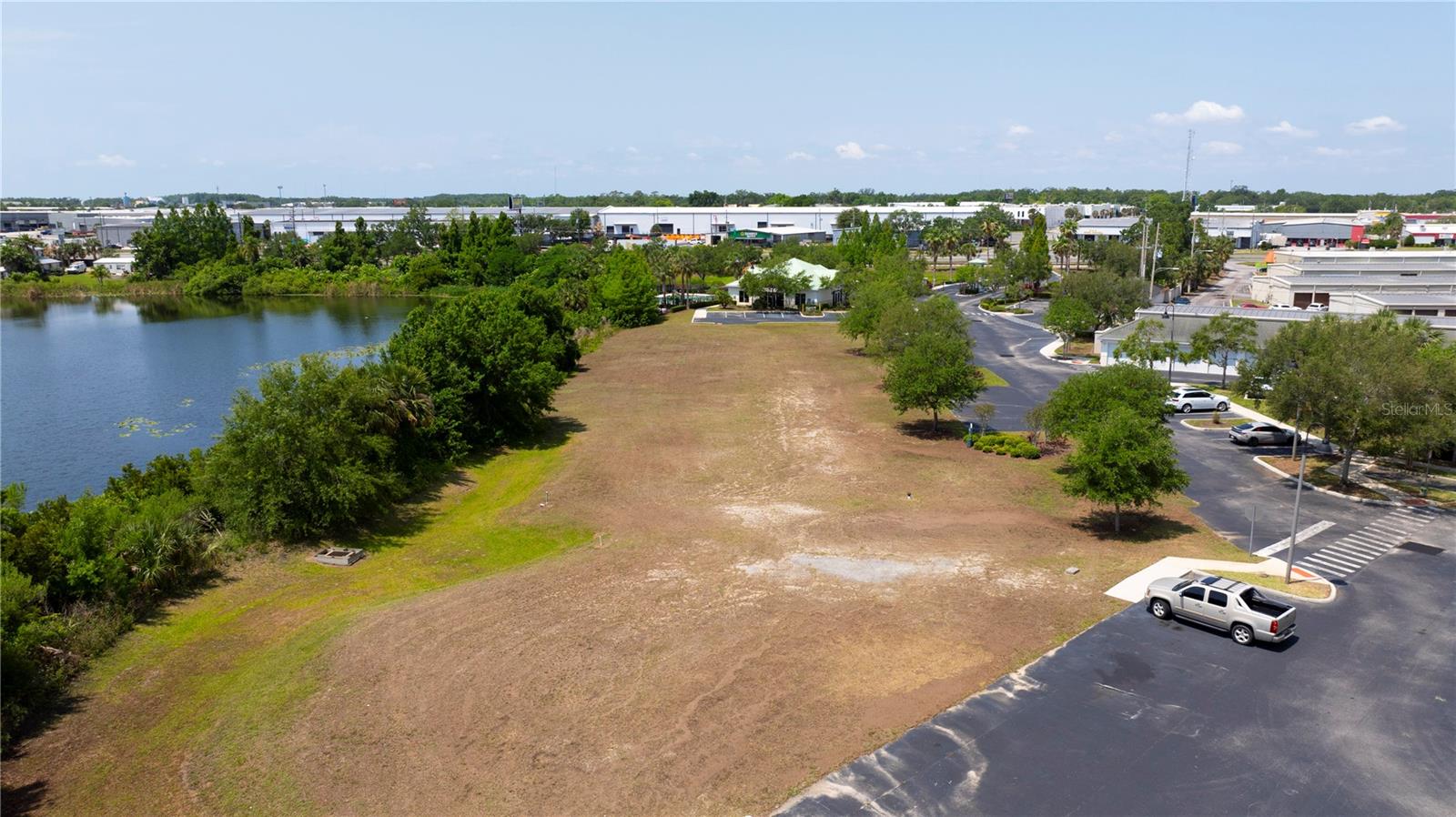 4171 N Orange Blossom Trl Property Photo 13