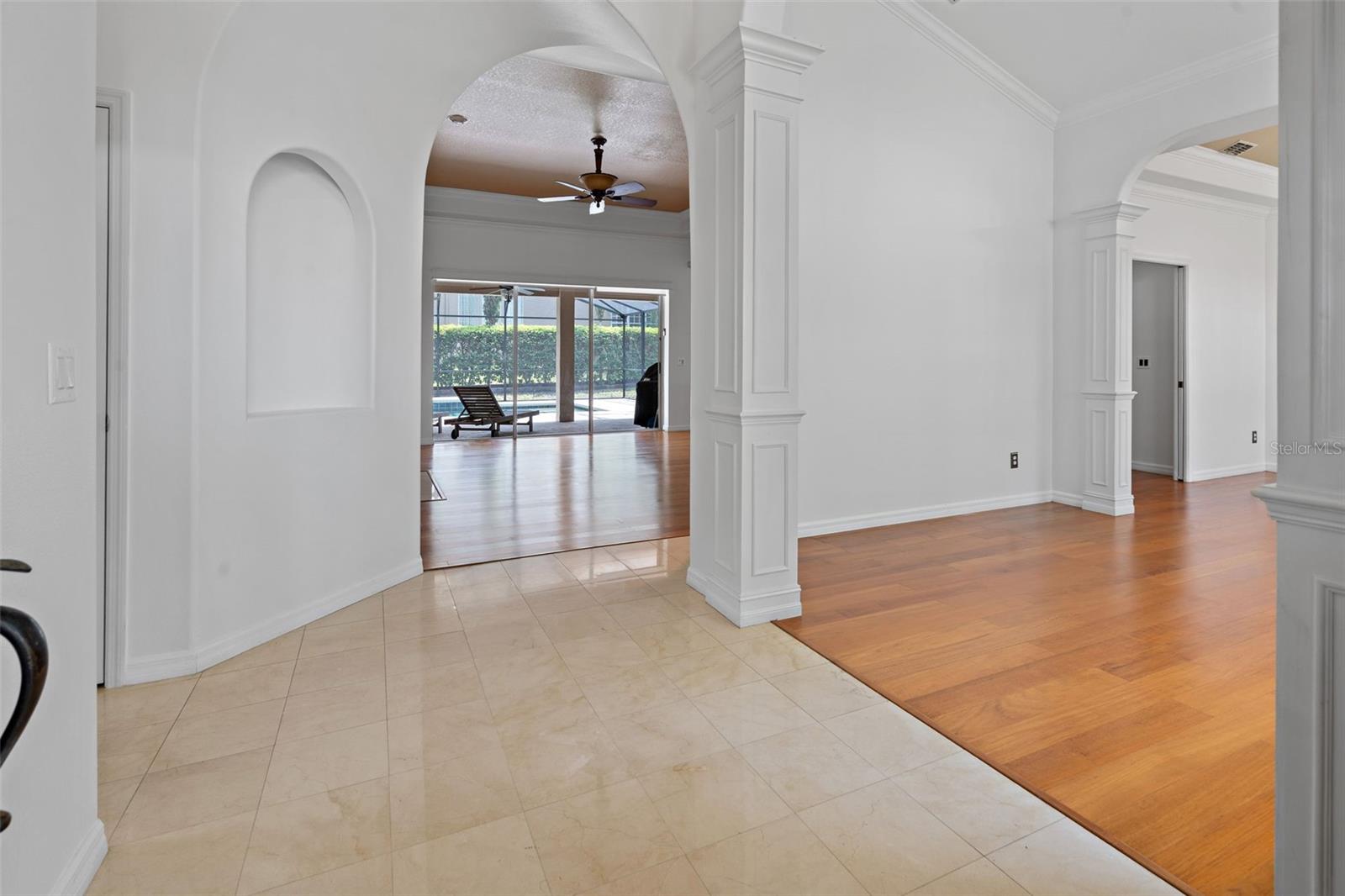 7698 Mount Carmel Dr Property Photo 6