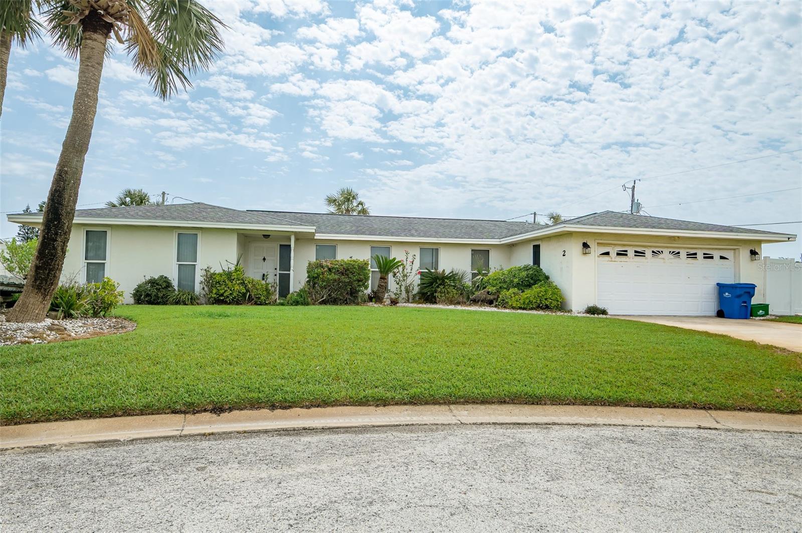 2 Pirates Cv Property Photo