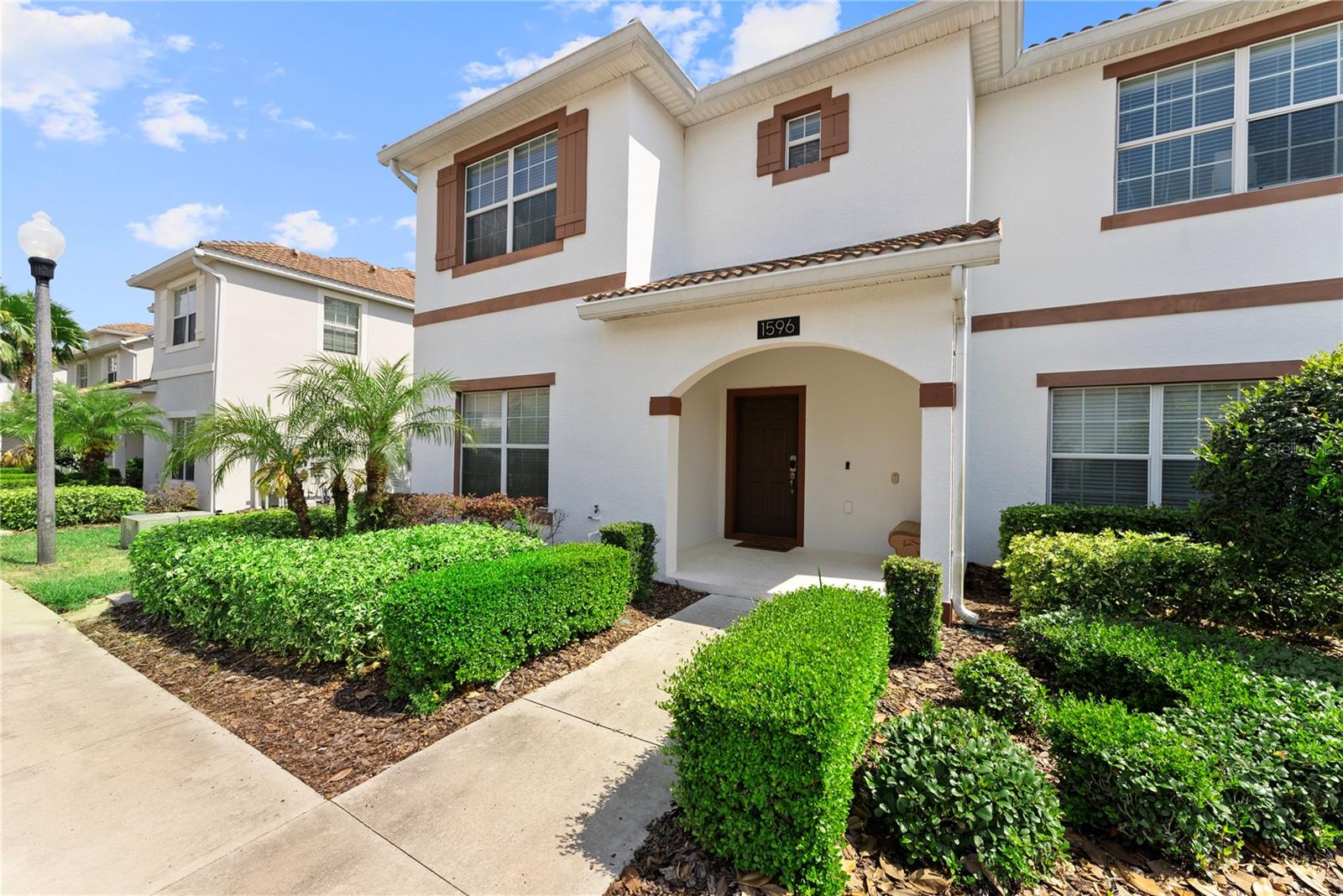1596 Moon Valley Dr Property Photo 1