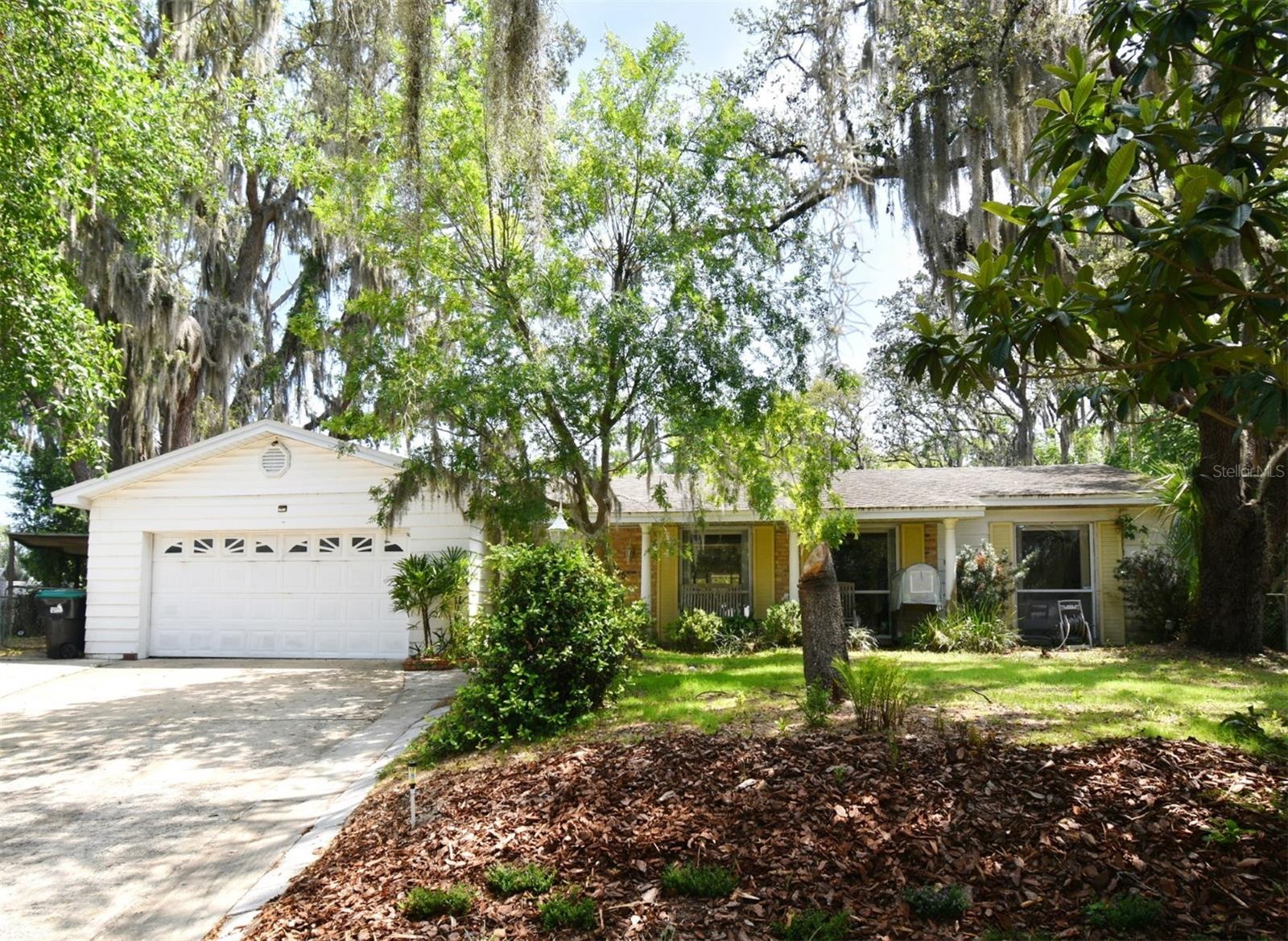 6105 Lost Tree Court Property Photo 1