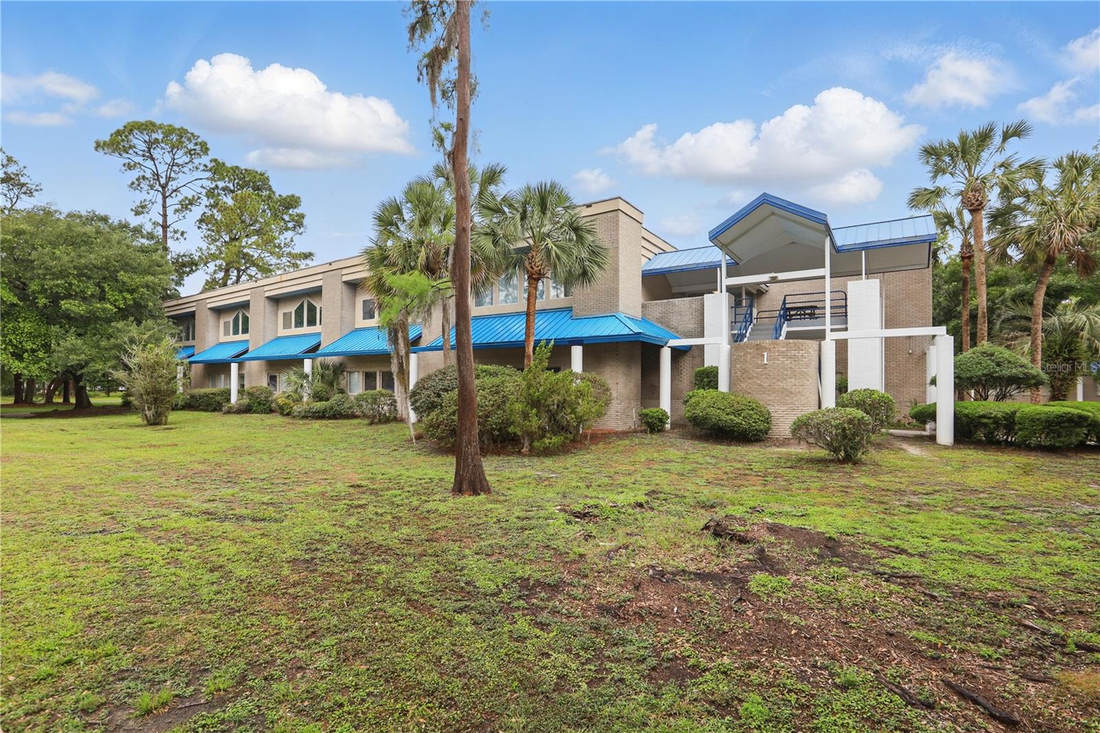 O6307495 Property Photo 1