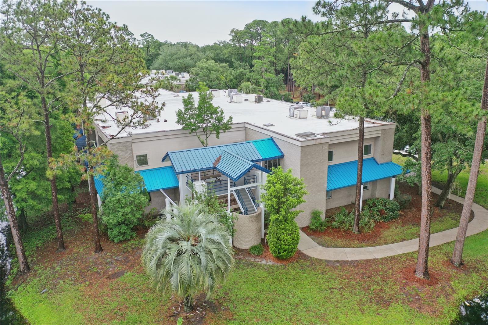 O6307495 Property Photo 4