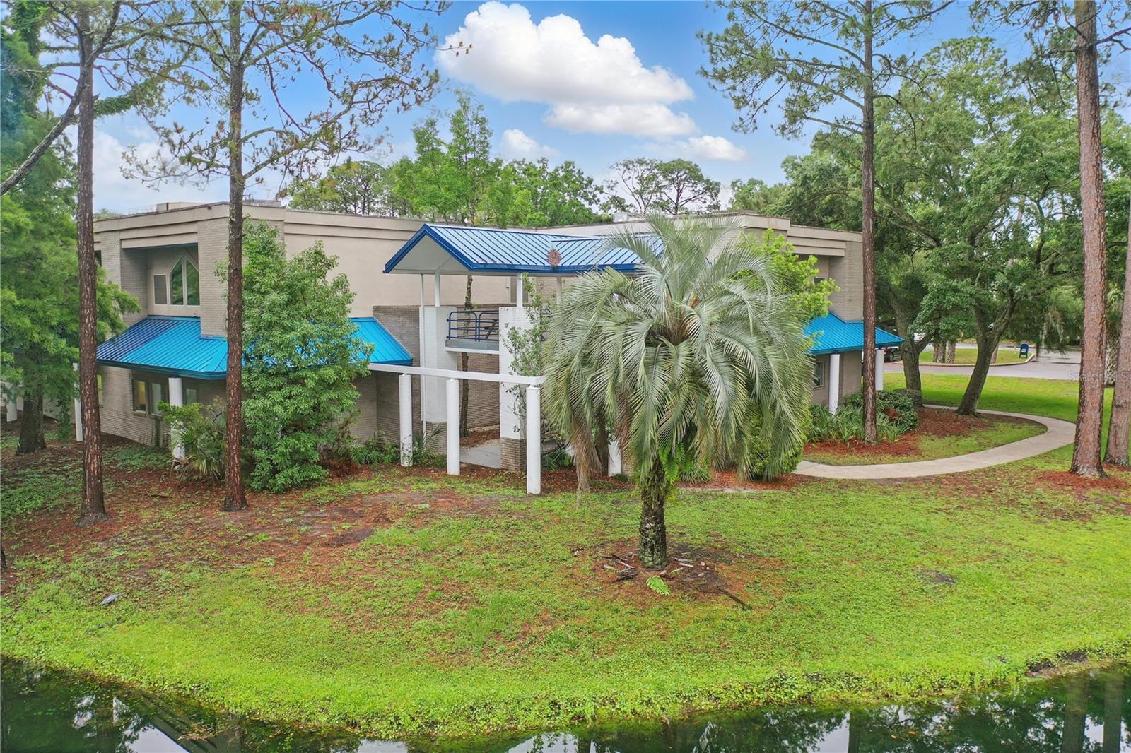 O6307495 Property Photo 5