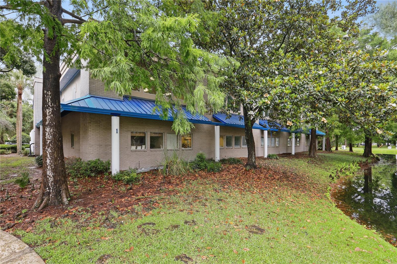 O6307495 Property Photo 8