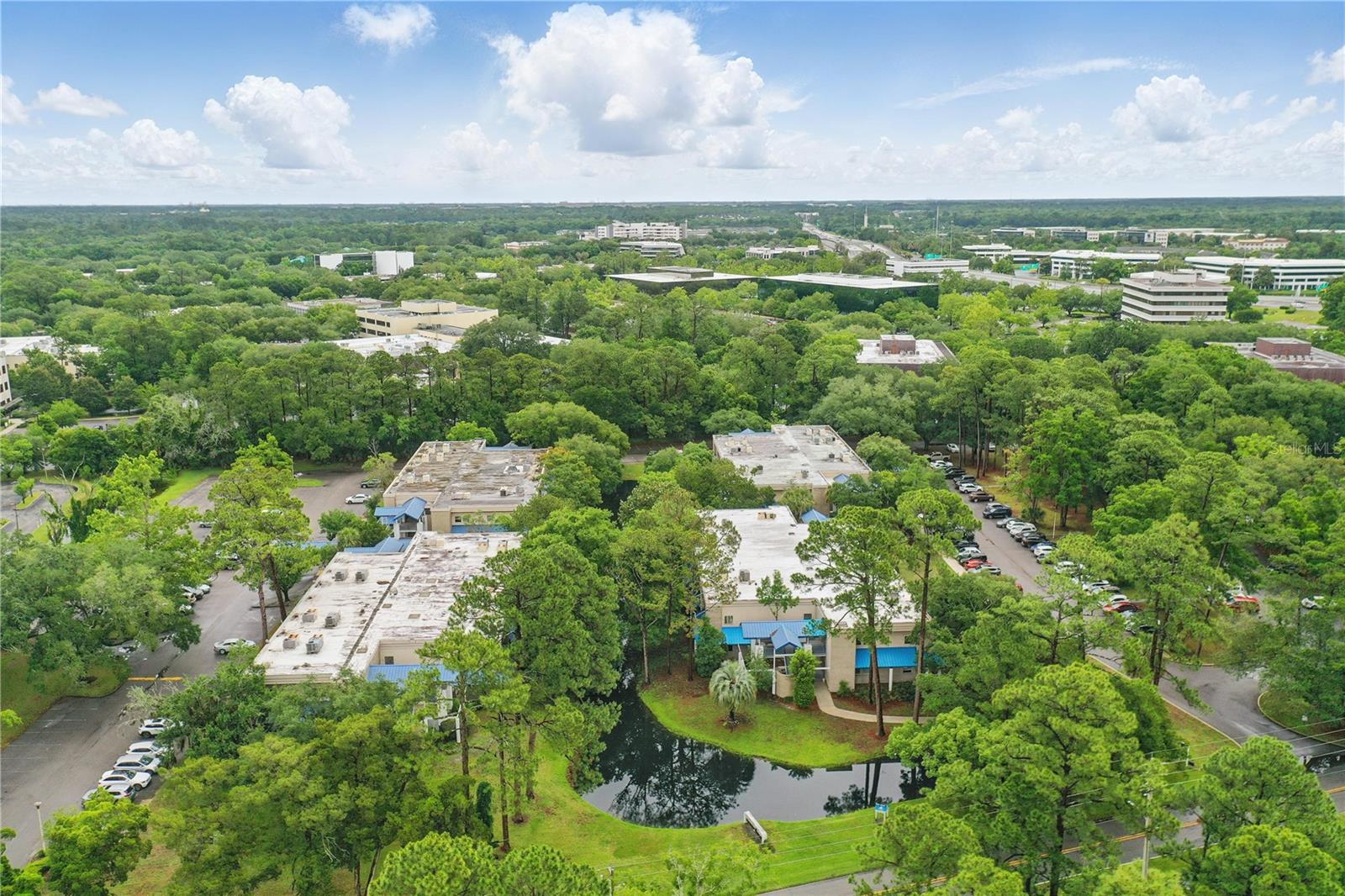O6307495 Property Photo 17