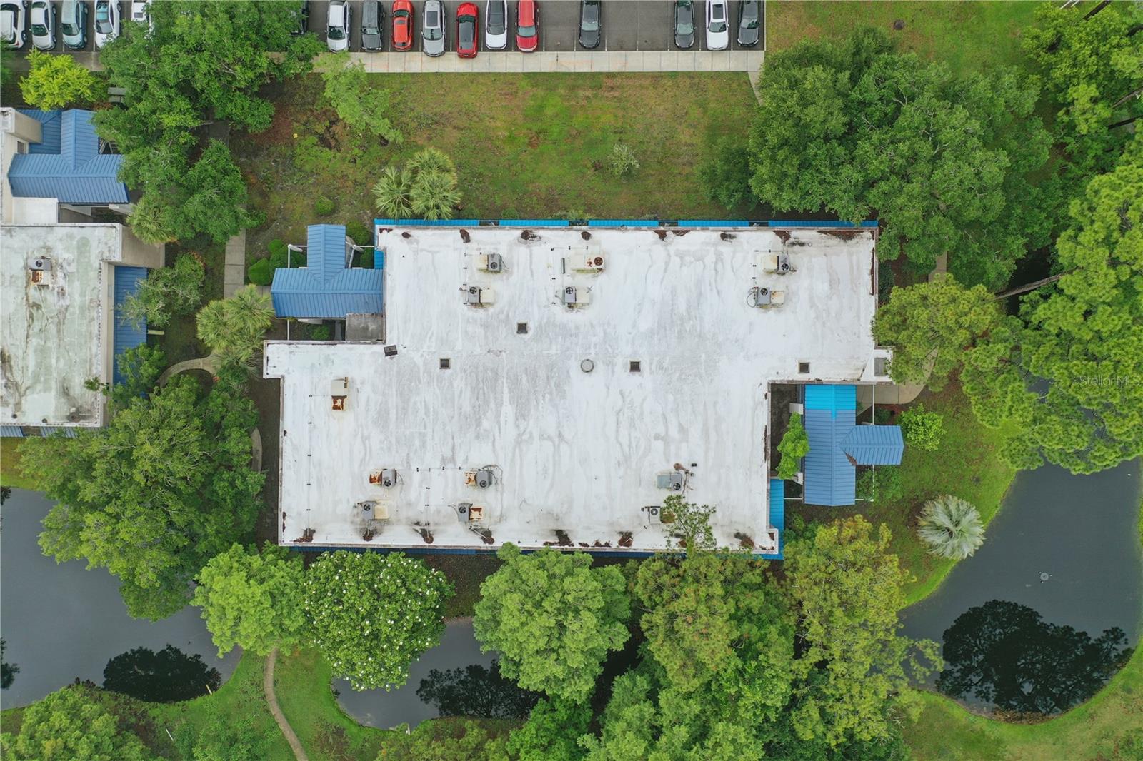 O6307495 Property Photo 21