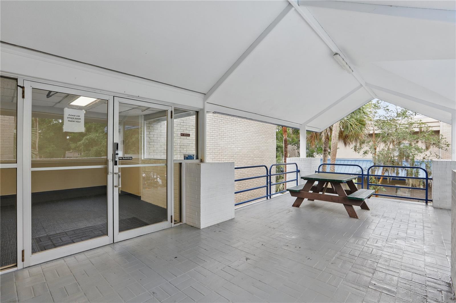 O6307495 Property Photo 22