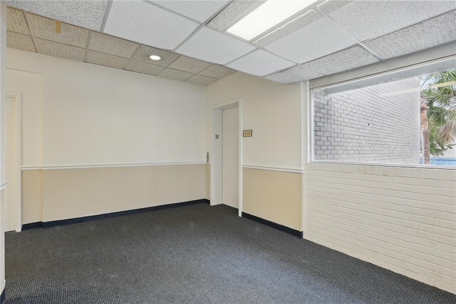 O6307495 Property Photo 26
