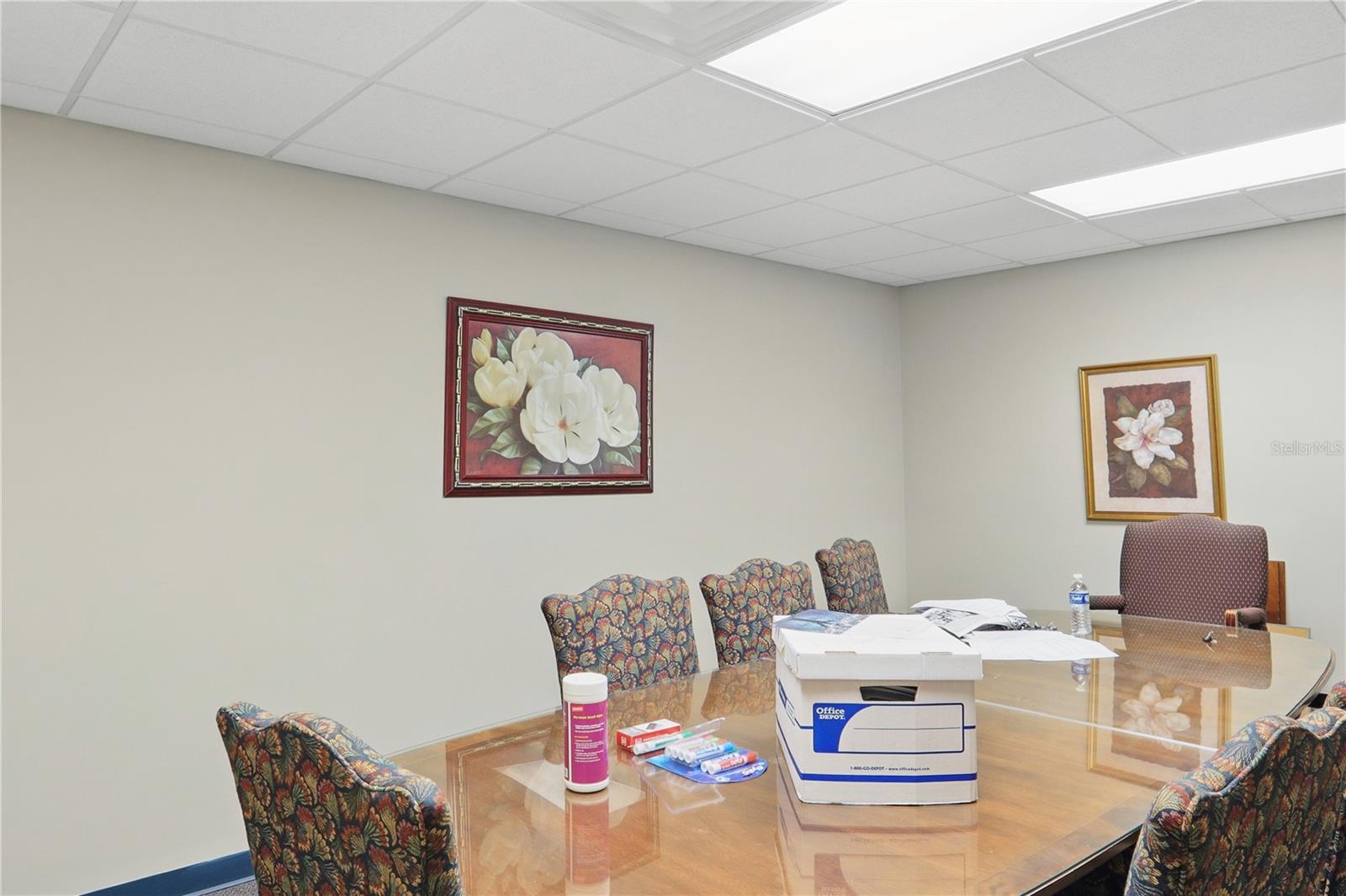 O6307495 Property Photo 32