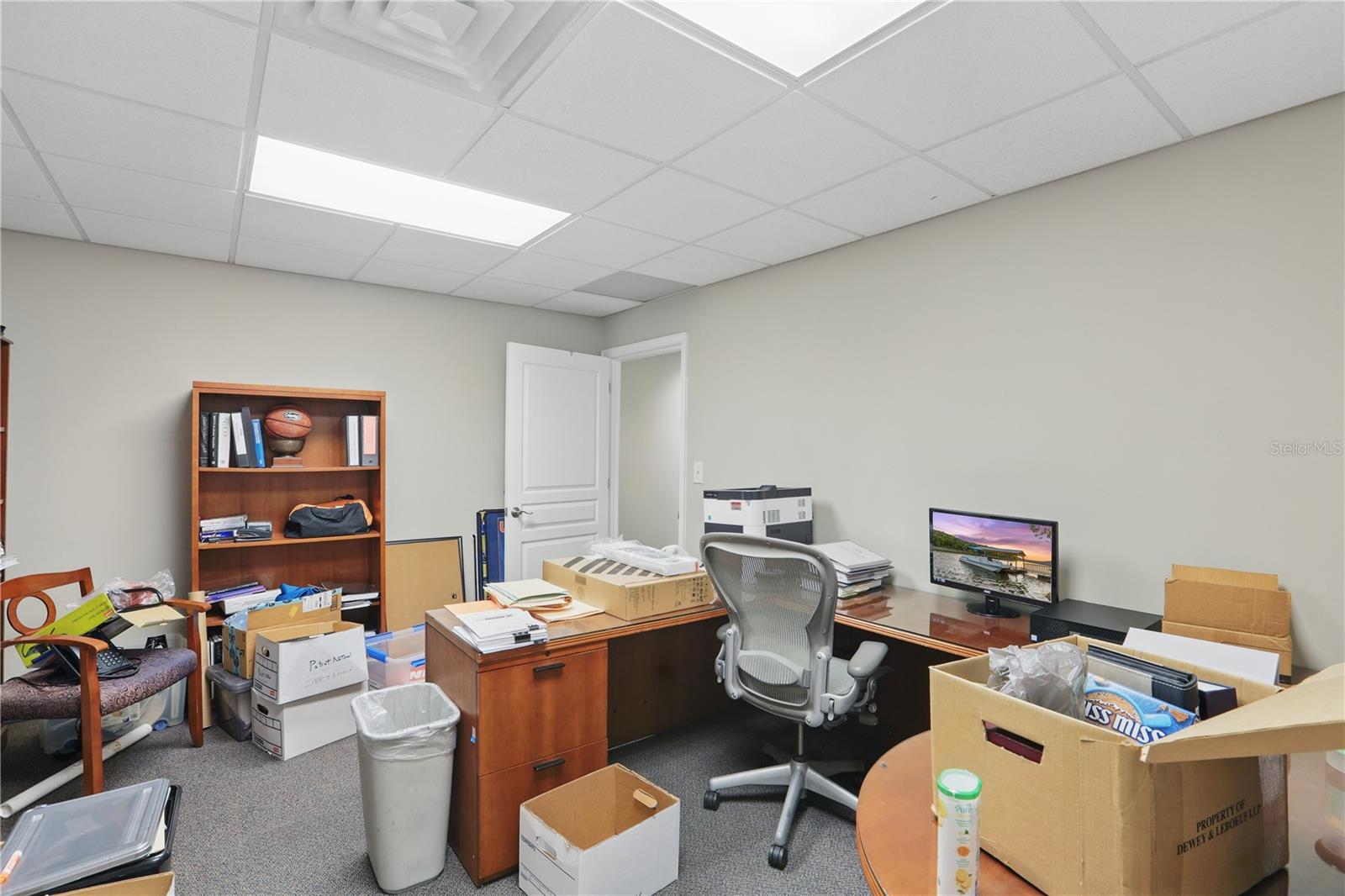 O6307495 Property Photo 35