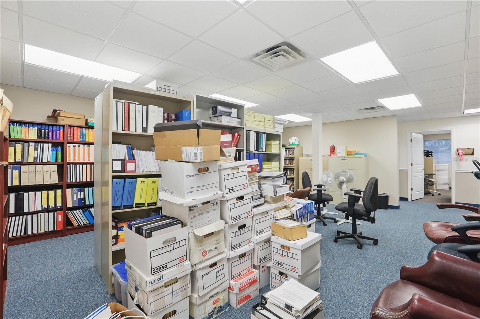 O6307495 Property Photo 39