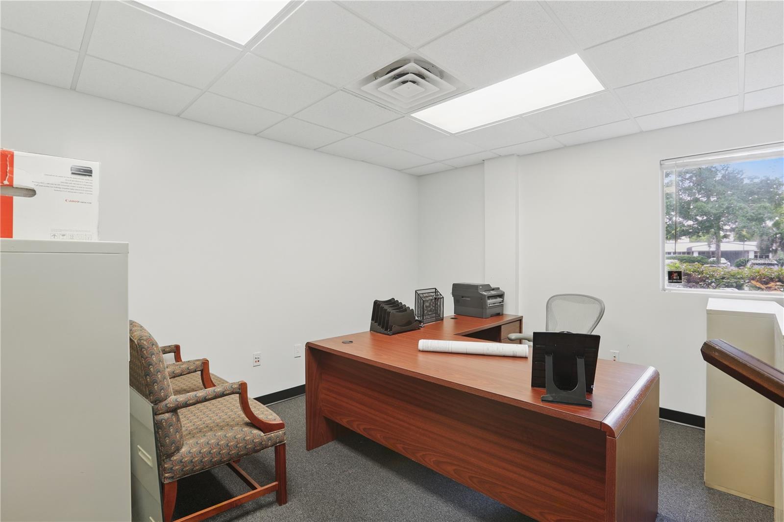 O6307495 Property Photo 61