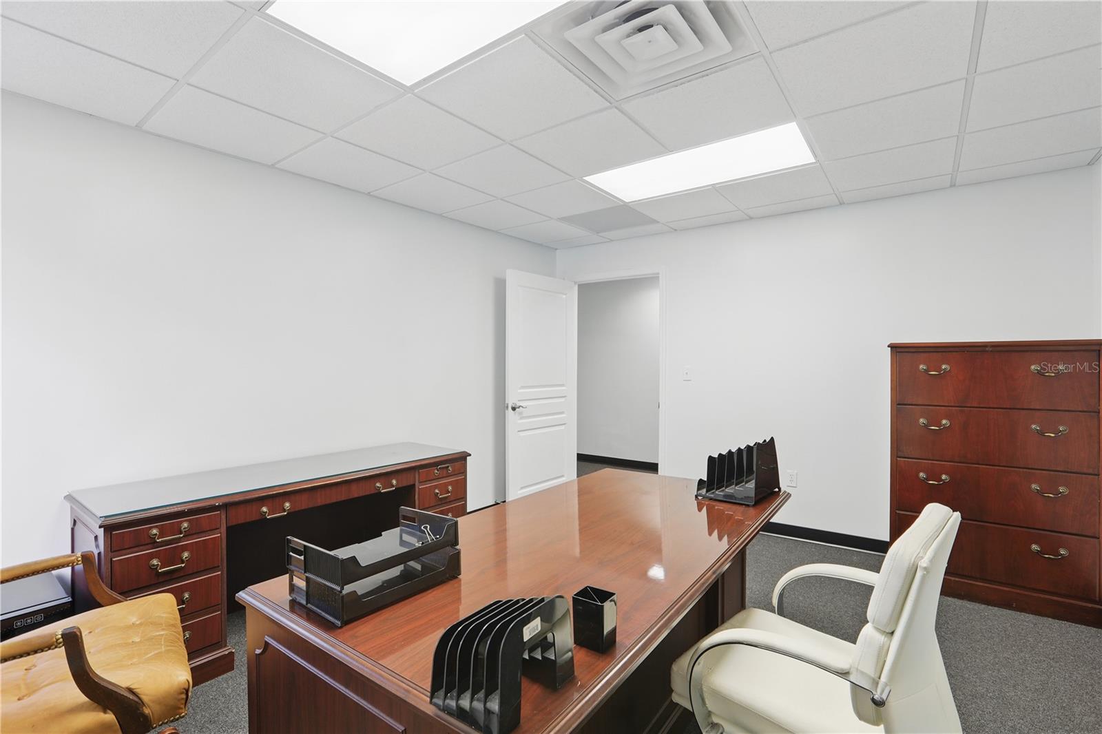O6307495 Property Photo 65