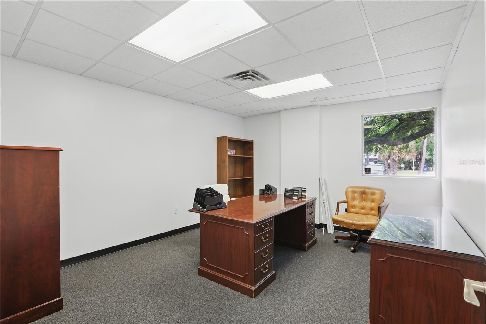 O6307495 Property Photo 66