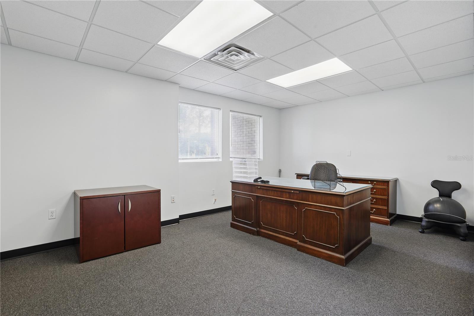 O6307495 Property Photo 70