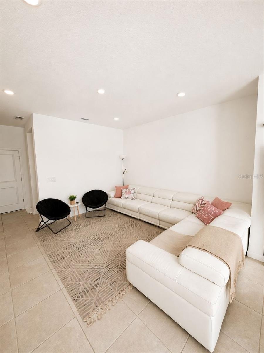 1190 Seaside Mist Trl Property Photo 6