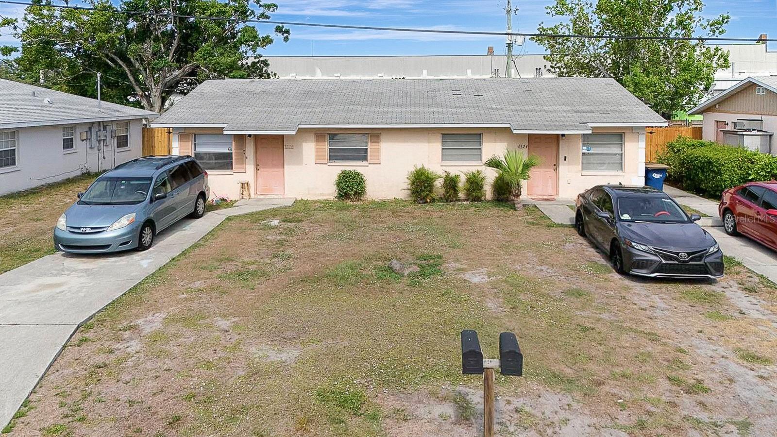 6524/6526 12th St W Property Photo 3