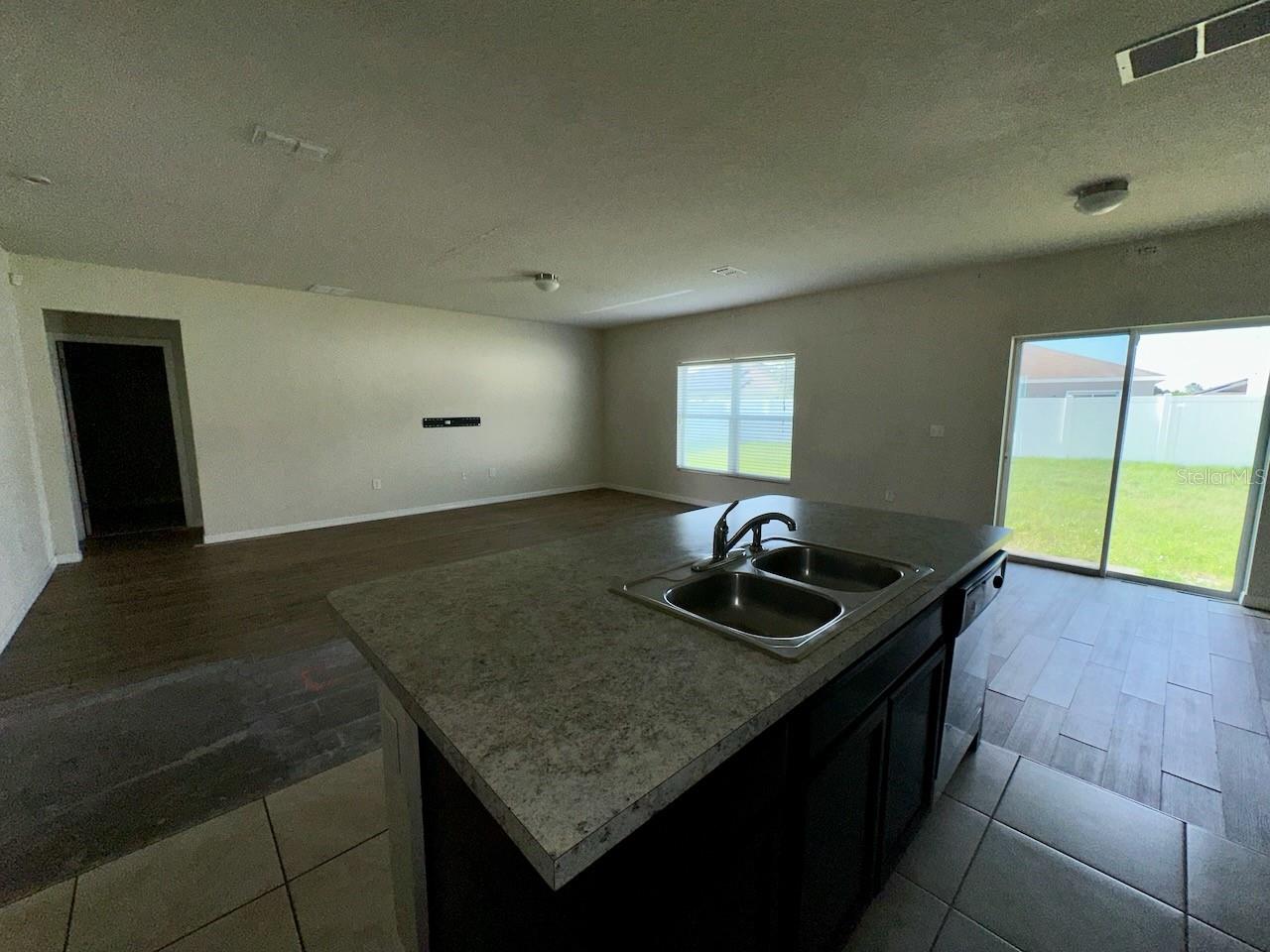 235 Hibiscus St Property Photo 12