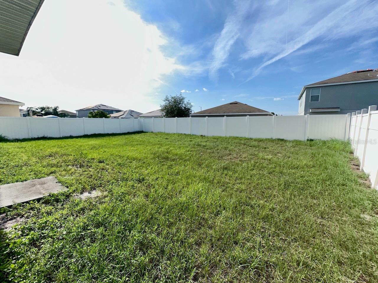 235 Hibiscus St Property Photo 33
