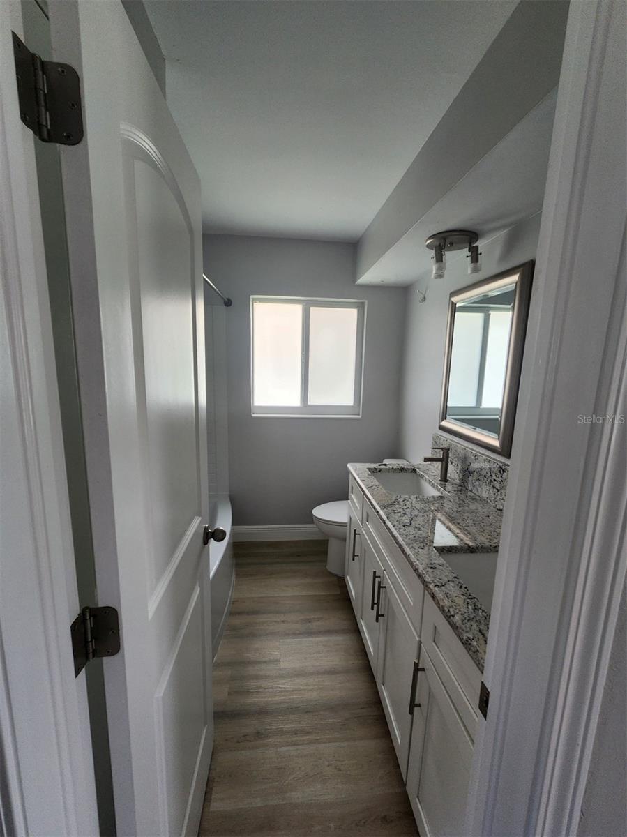 5325 Cocoa Ct Property Photo 7