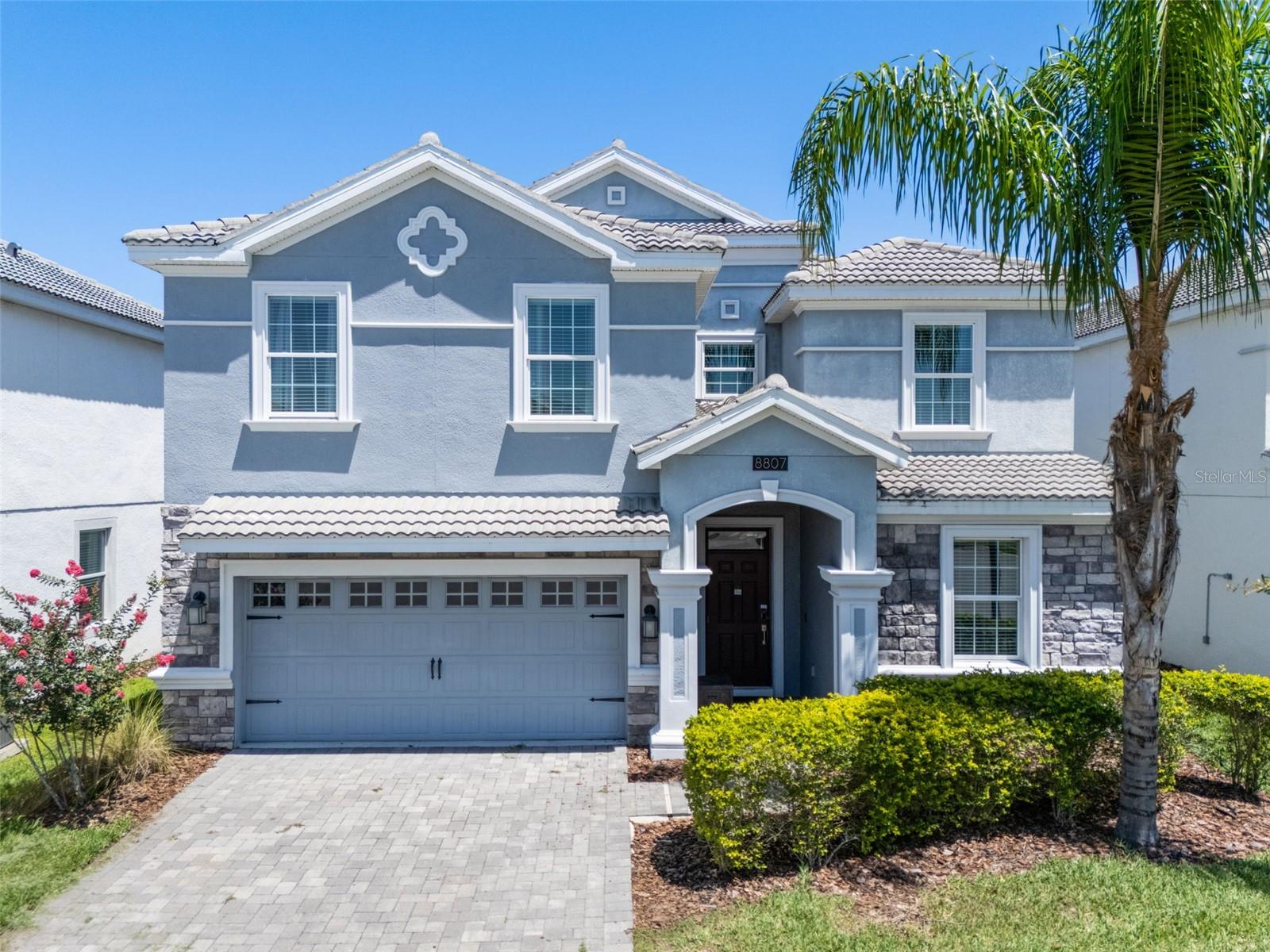 8807 INTERLOCKING CT Property Photo 1