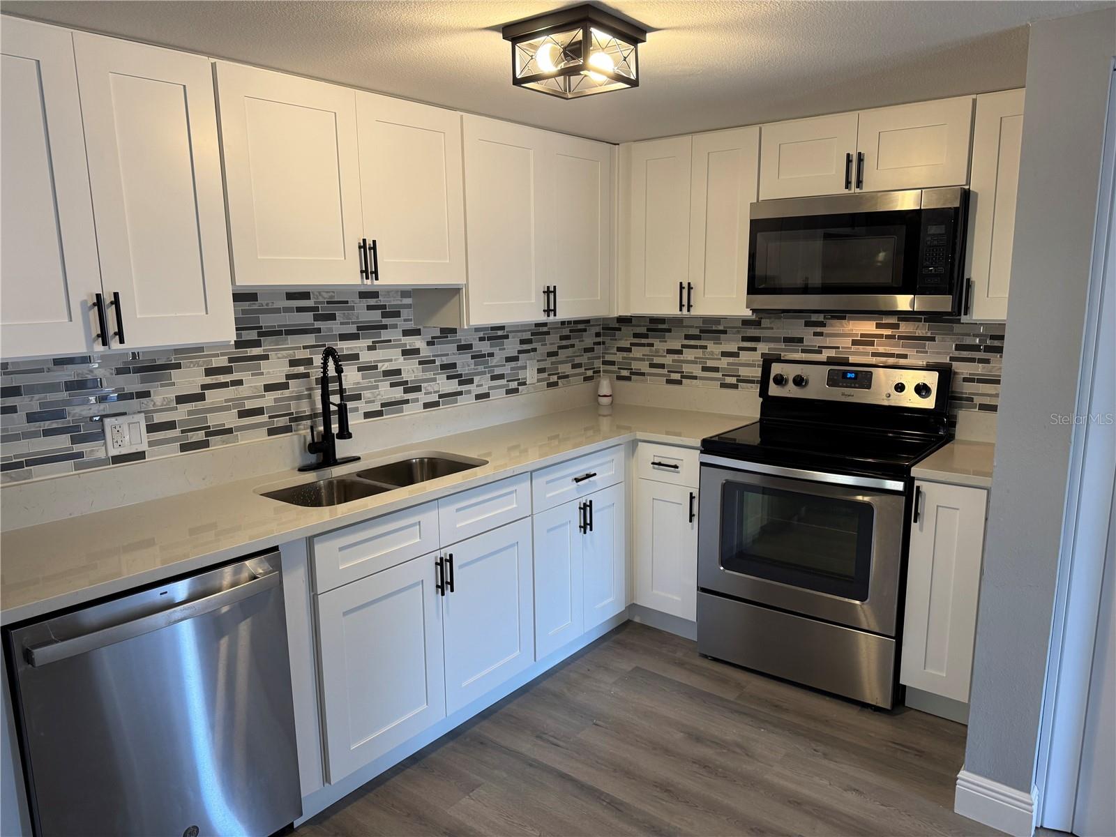 8198 Fairways Cir #a204 Property Photo