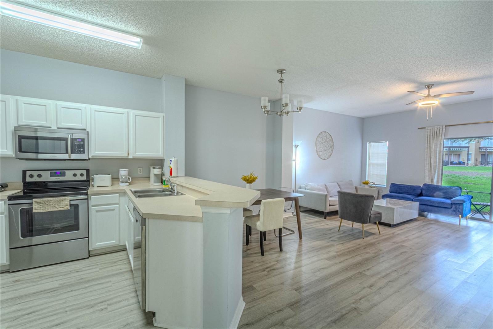 8502 Crystal Cove Loop Property Photo 2