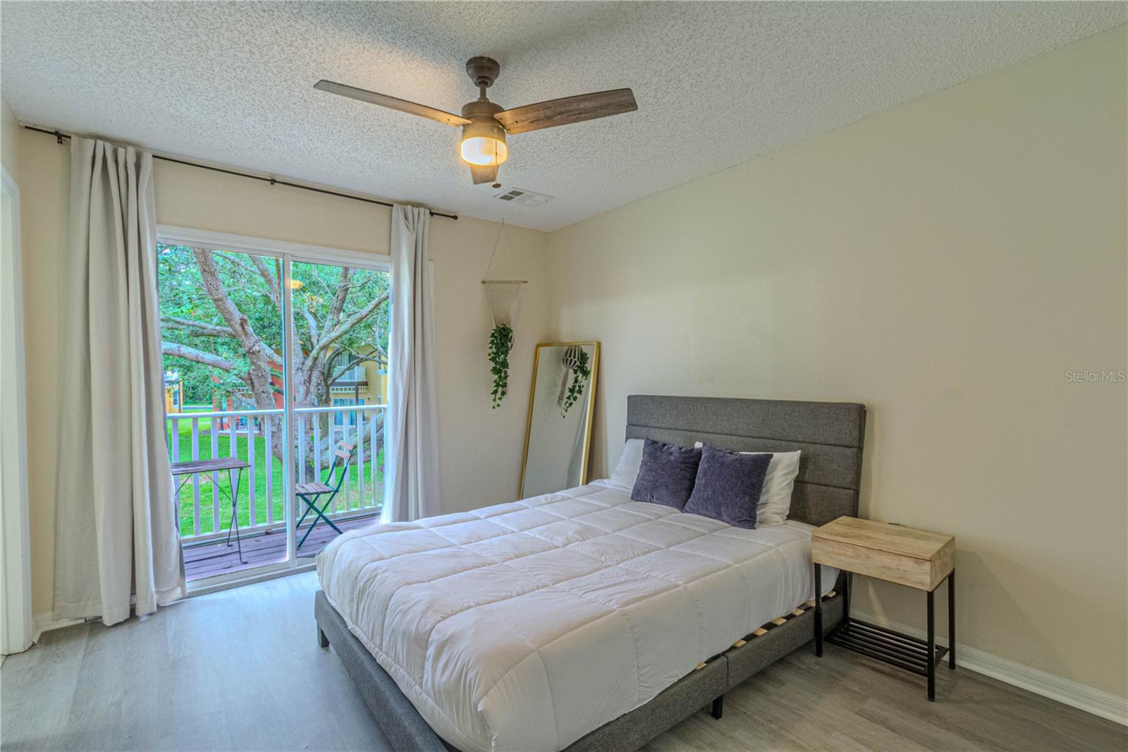 8502 Crystal Cove Loop Property Photo 13
