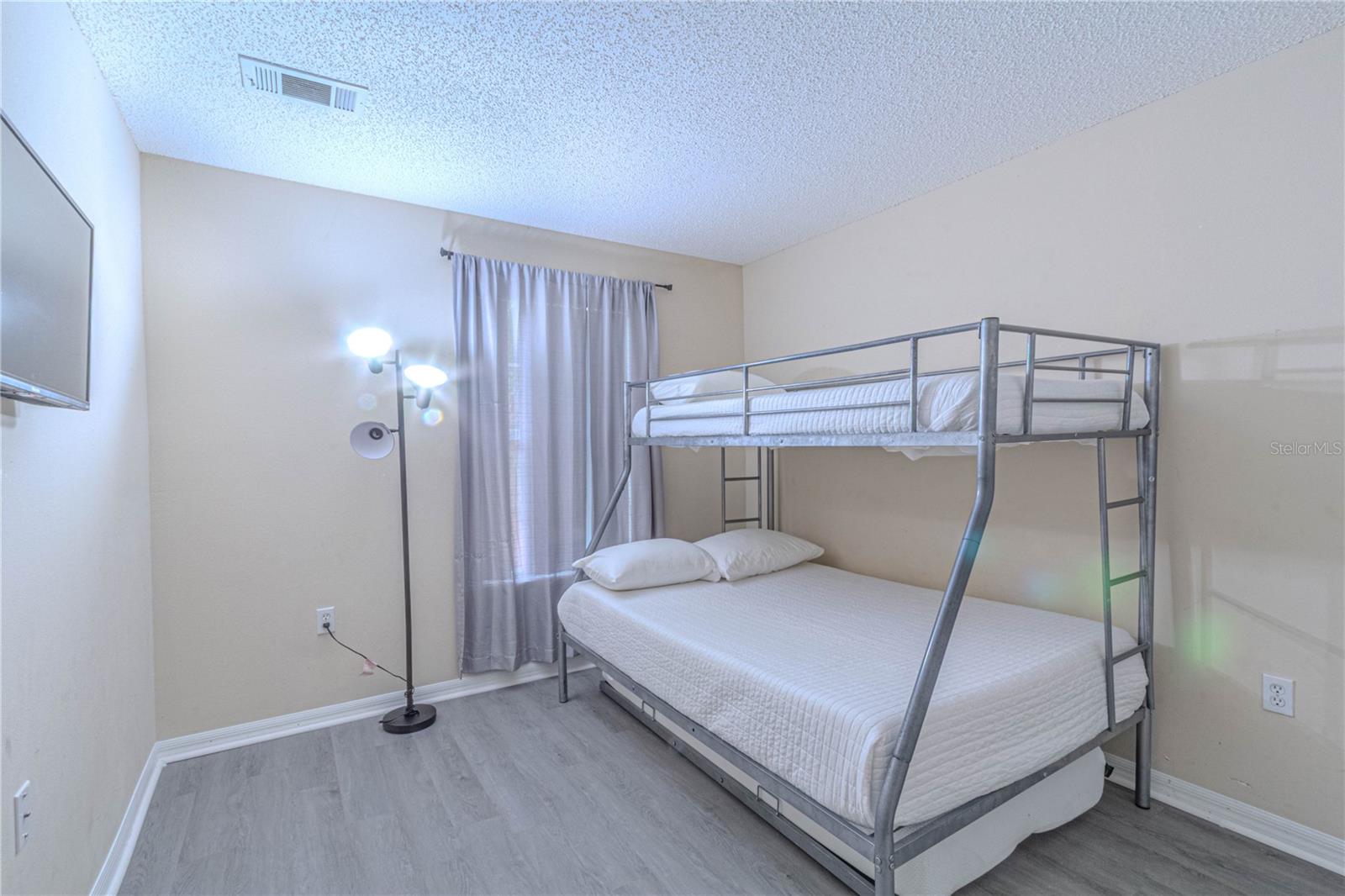 8502 Crystal Cove Loop Property Photo 14
