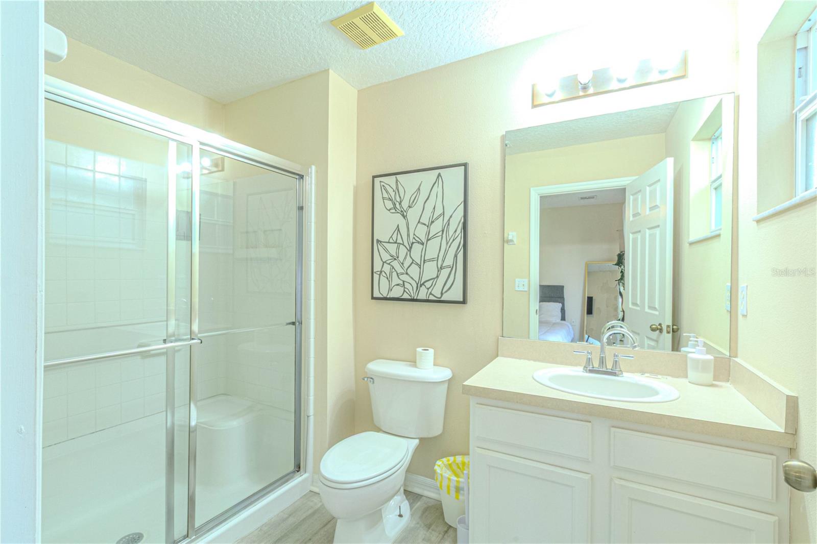 8502 Crystal Cove Loop Property Photo 17