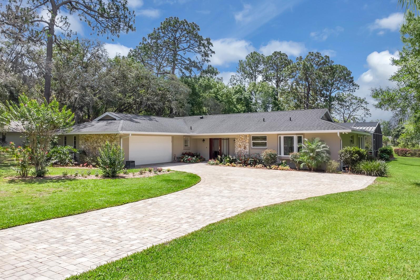 303 S Sweetwater Blvd Property Photo 1