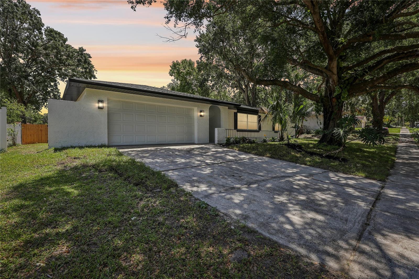 641 Peachwood Dr Property Photo