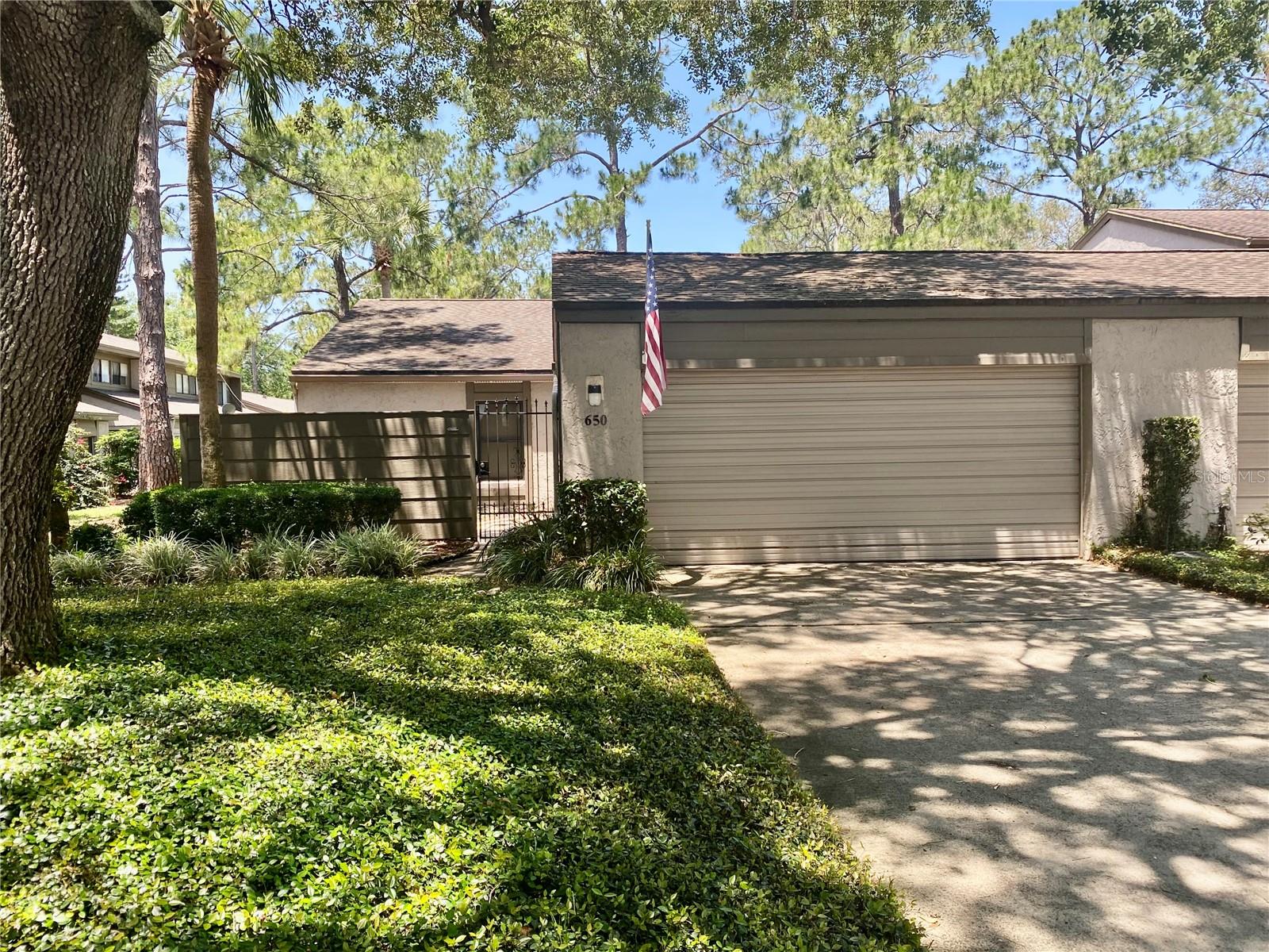650 Woodridge Drive Property Photo