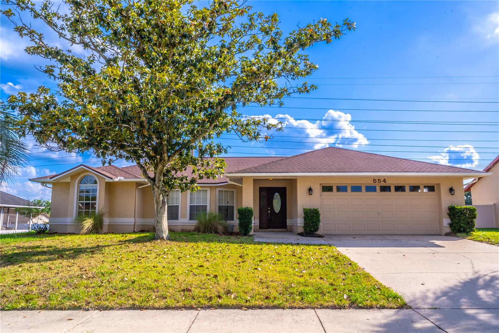 554 Appleton Pl Property Photo