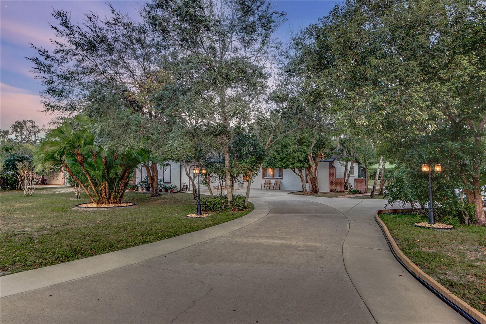205 Elaine Pl Property Photo