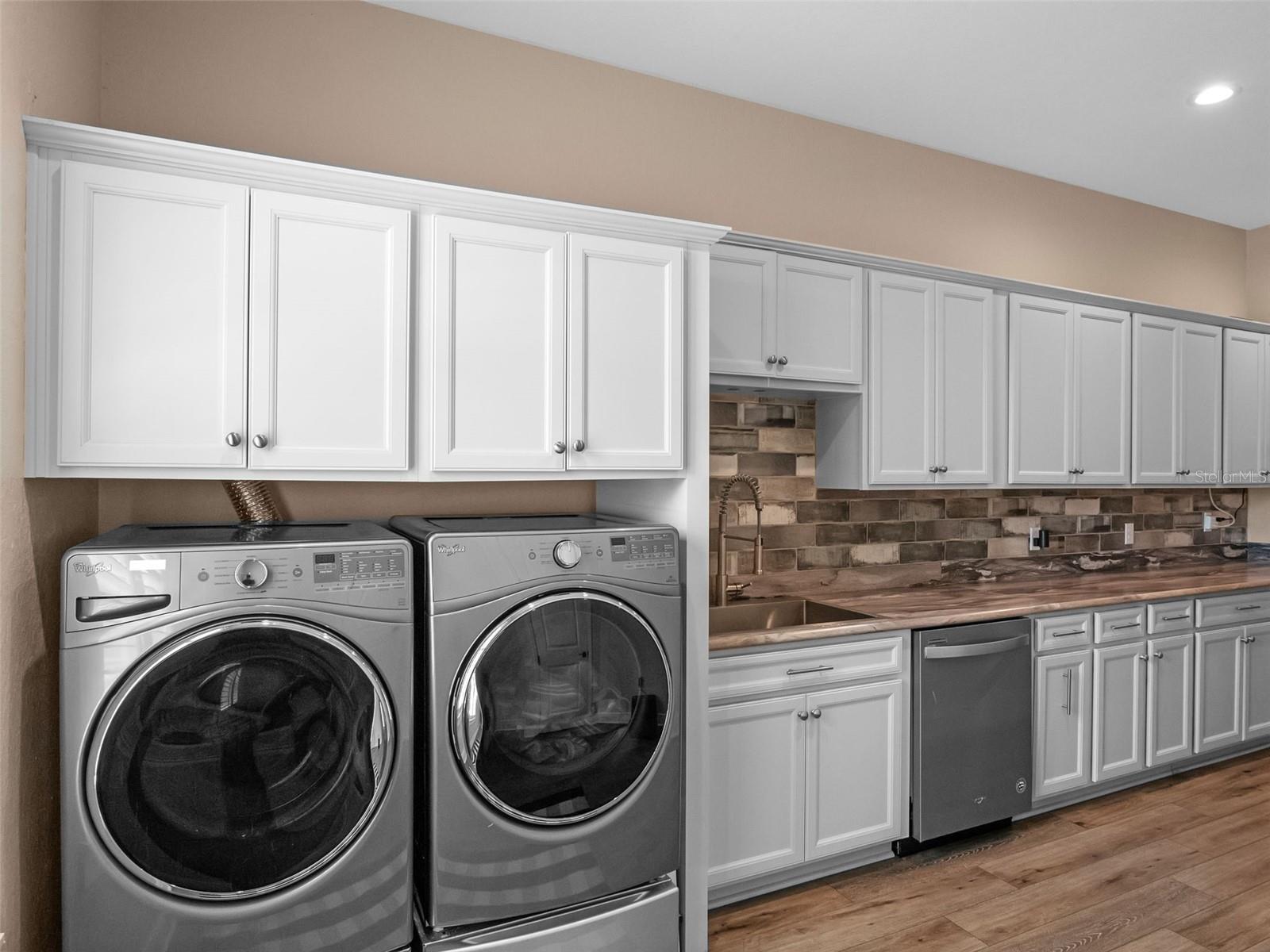 20199 Sweetwood Ln Property Photo 41