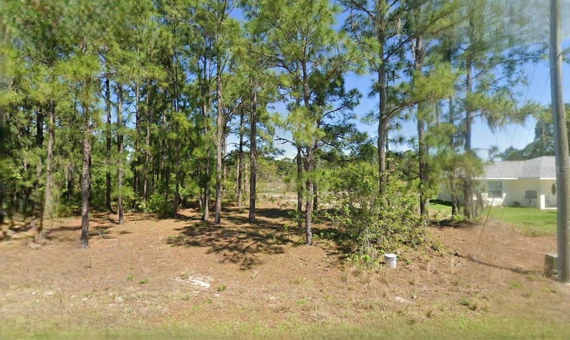 651 Lynn Dr Property Photo