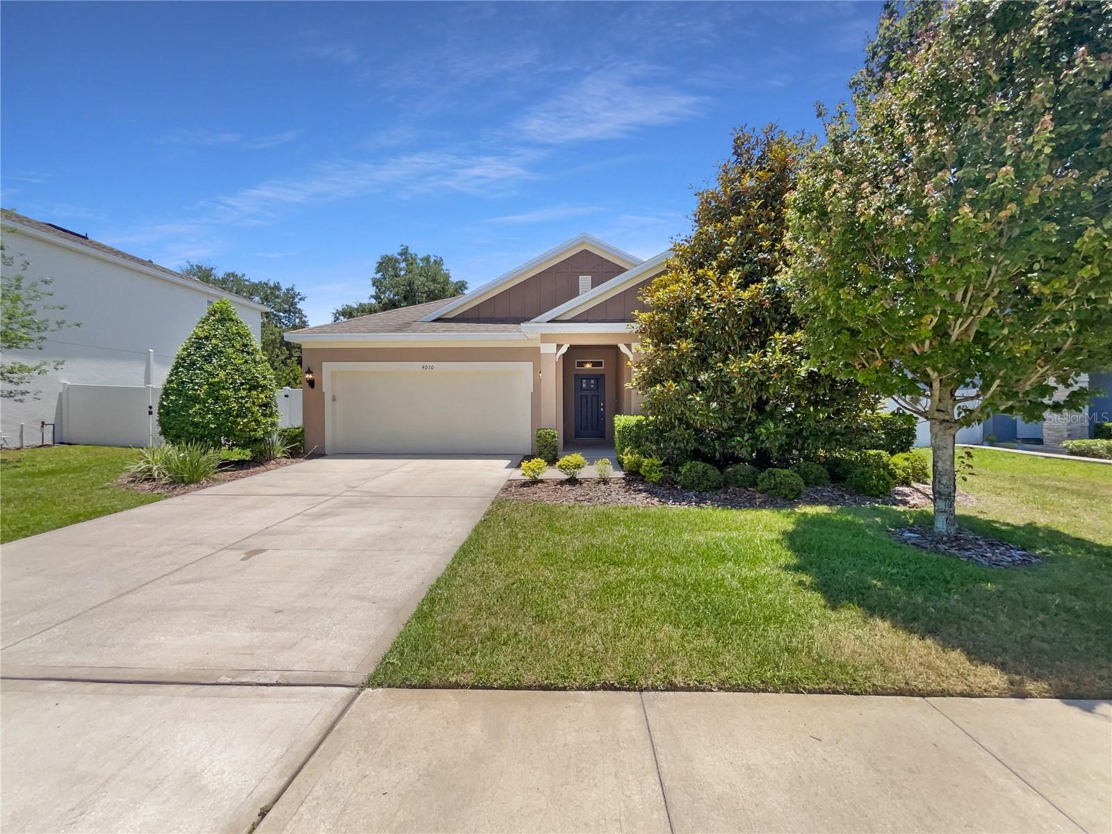 4010 Brookshire Cir Property Photo 1