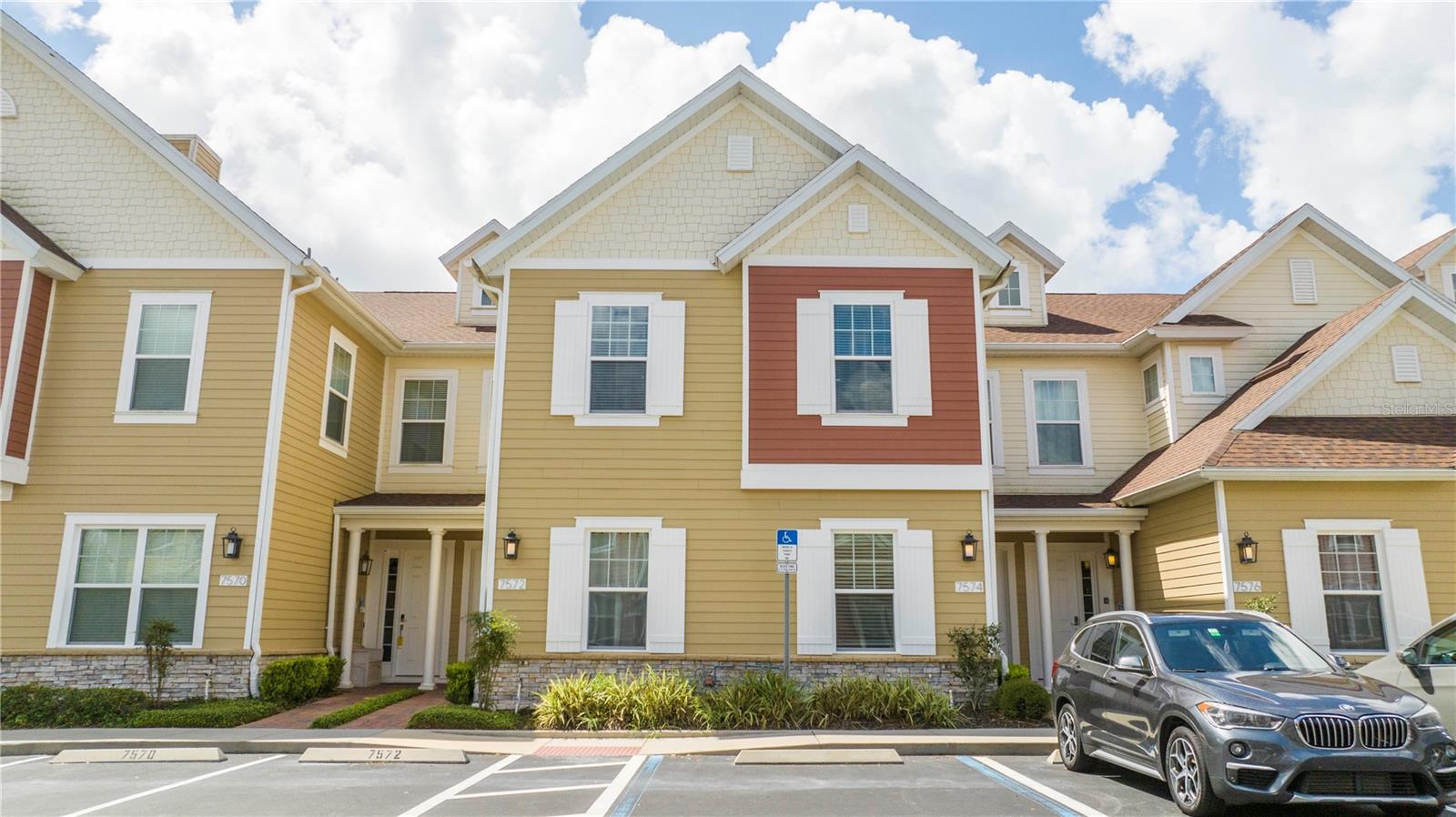 7572 SUNNY DREAMS LN Property Photo 1