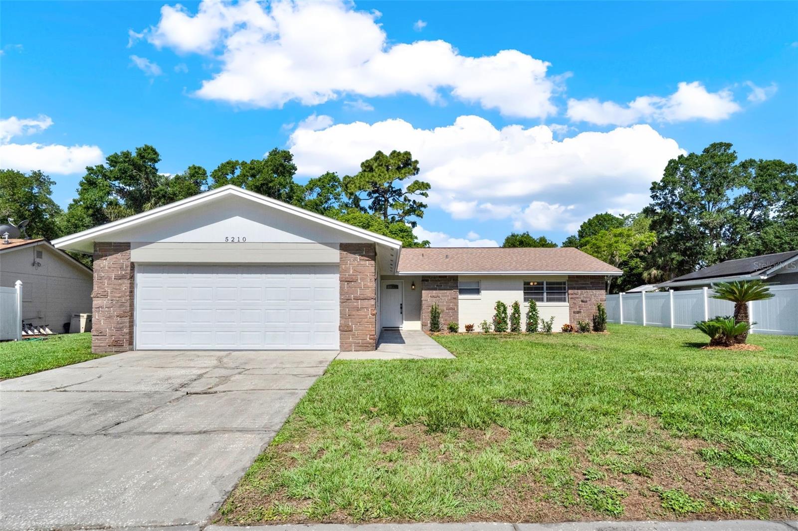 5210 Poinsetta Ave Property Photo 1