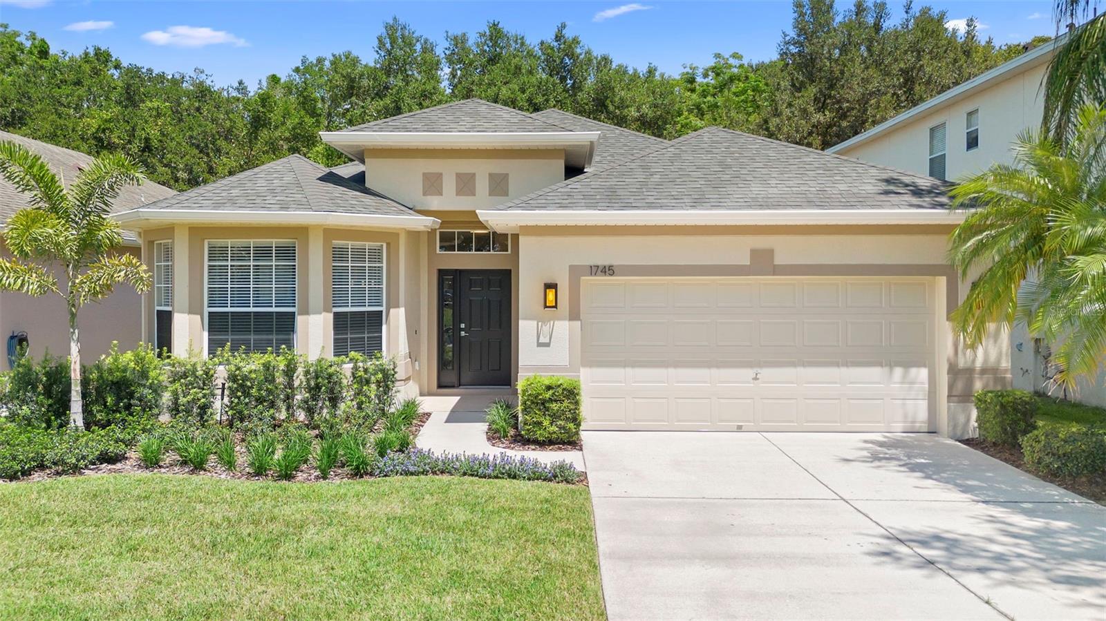 1745 Lakelet Loop Property Photo 1