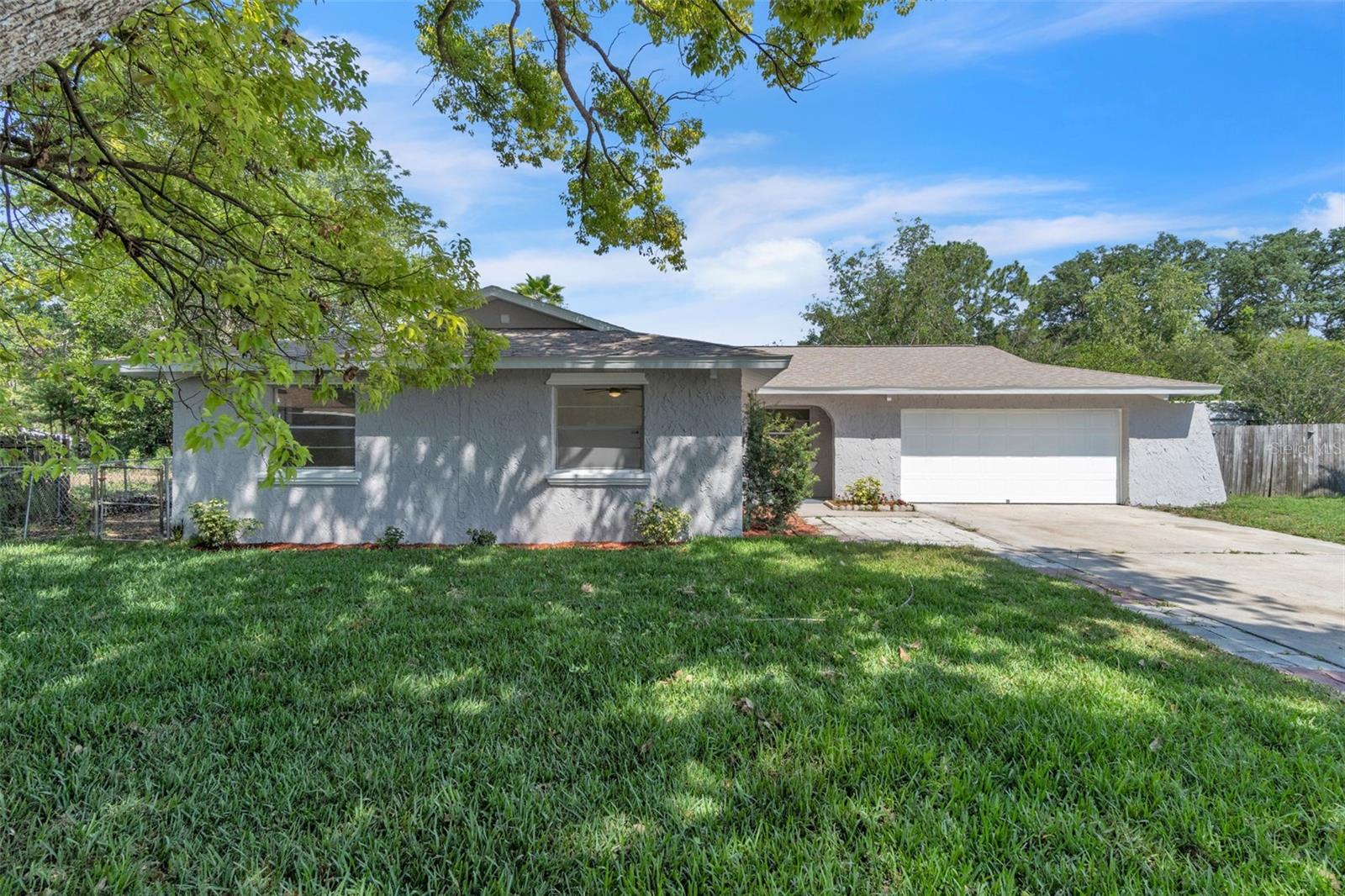 107 Thrush Ln Property Photo 1