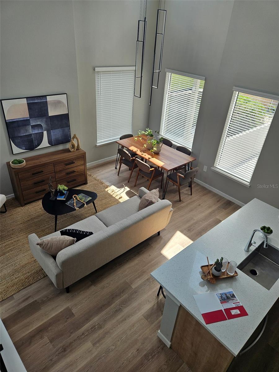 544 N Bumby Ave #5 Property Photo 11