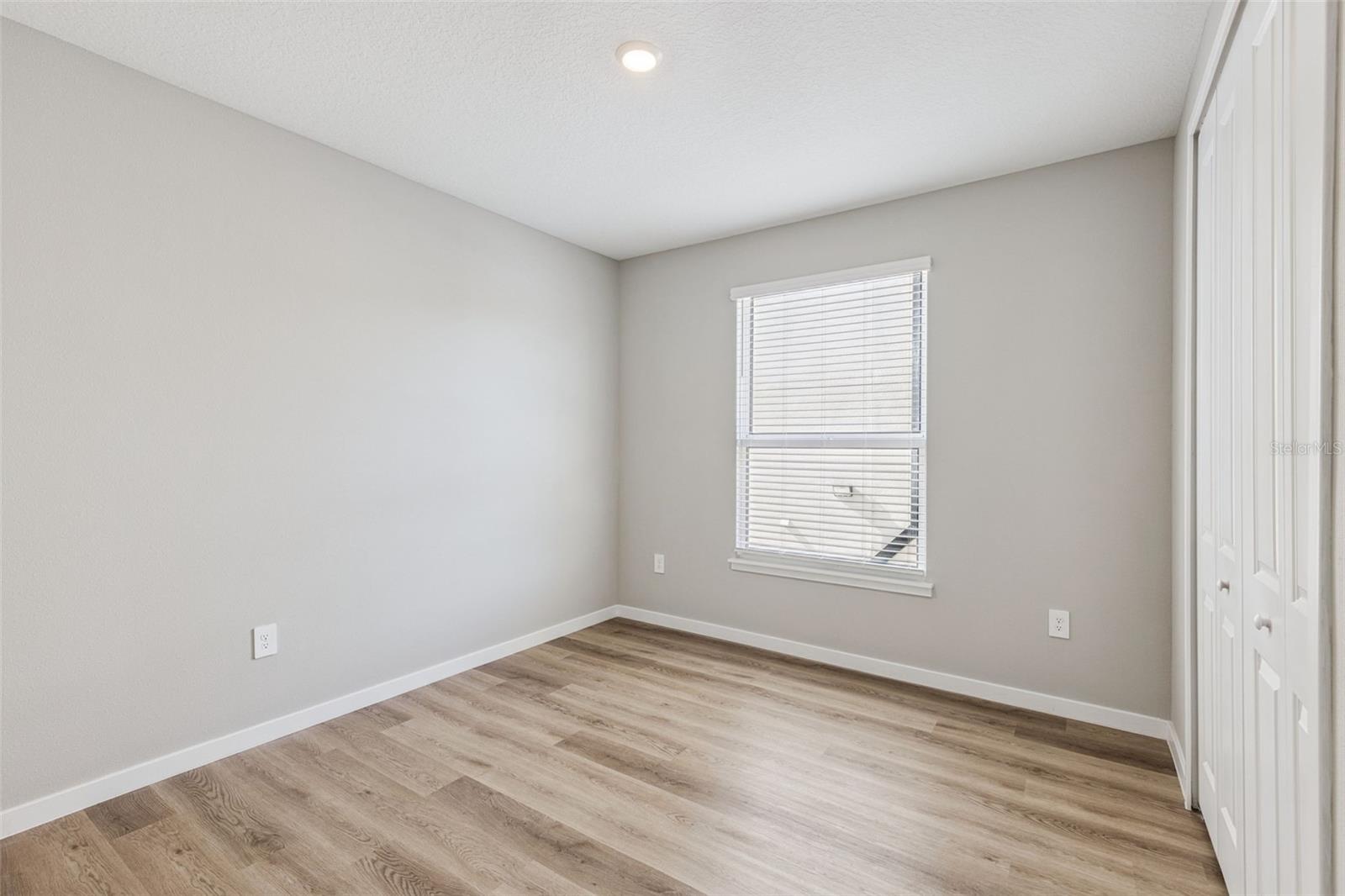 544 N Bumby Ave #5 Property Photo 16