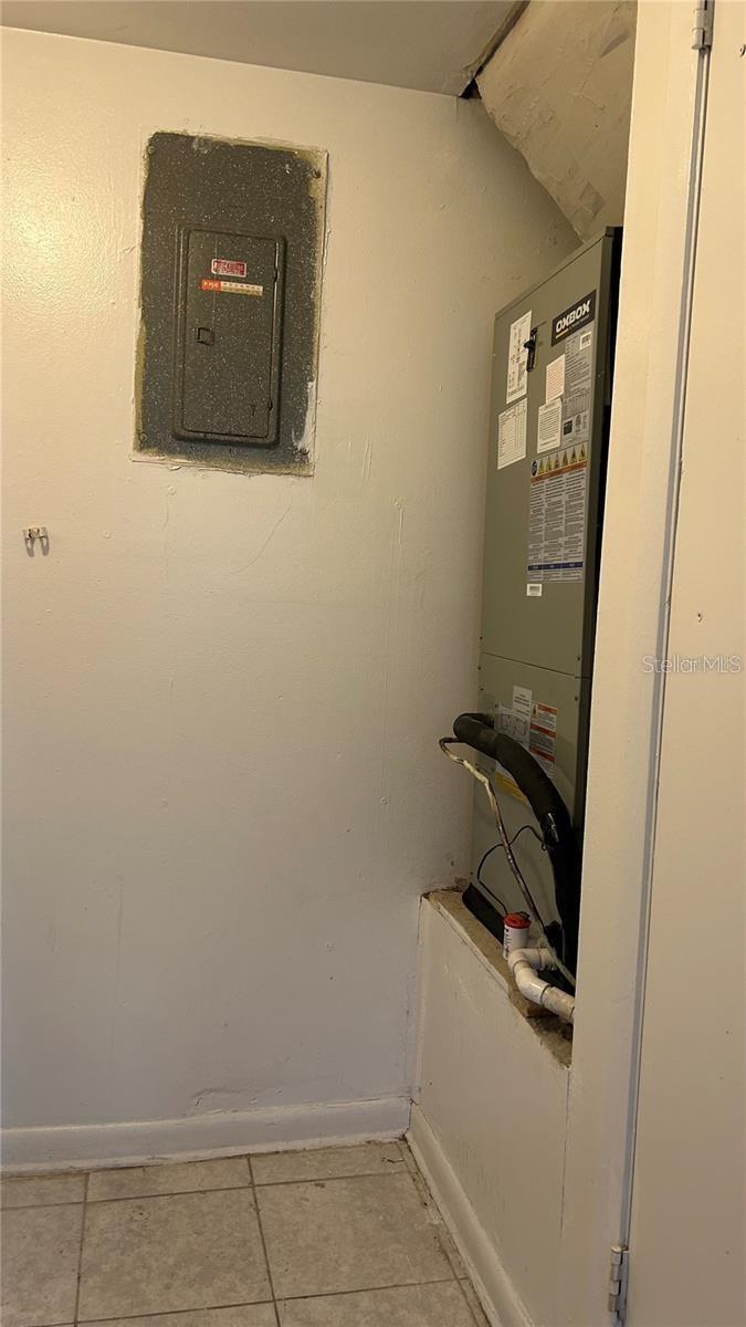 2235 Silver Pines Pl #401 Property Photo 10